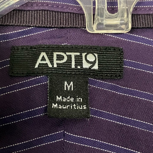 Apt 9 men’s long-sleeved collared button down dress shirt.  Size medium. - Picture 4 of 4